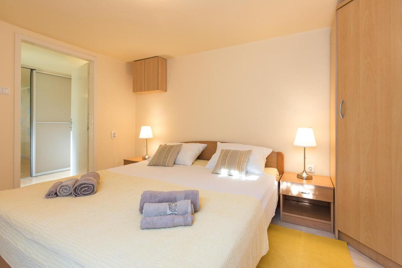 Beach Apartment Крк Екстер'єр фото
