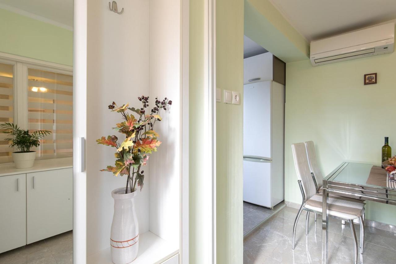 Beach Apartment Крк Екстер'єр фото